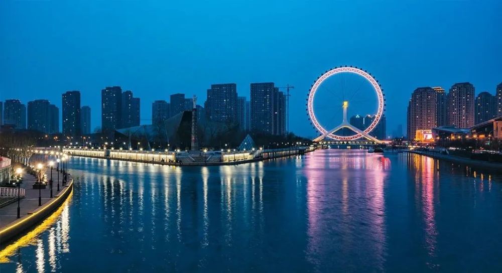 天津，友情、家庭与爱的温馨日常故事